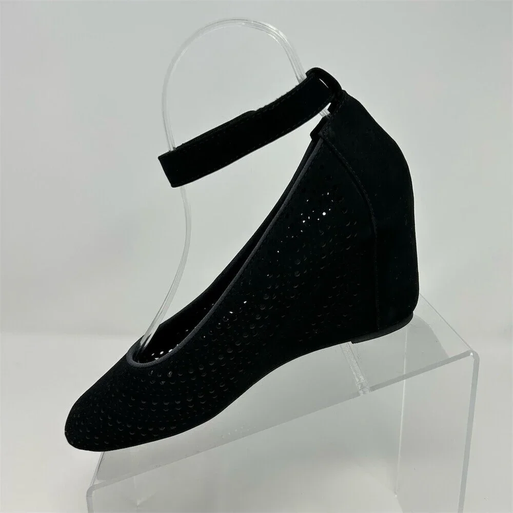 Jeffrey Campbell Cirque Black Perforated Leather Wedge Ankle Strap Size 8